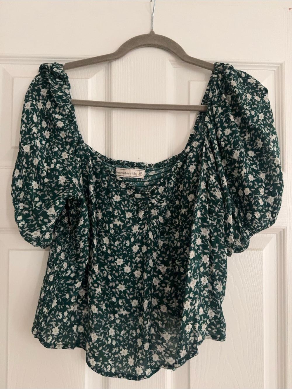 Abercrombie Green/White Floral Puff Sleeve Blouse